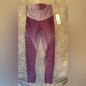Niyama Sol barefoot leggings CROC MAUVE size Small NWT